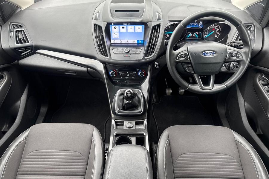 Ford KUGA Photo autoimg-7c6ac0cb1c392a0679ca3cd5c922c830d83be0d8.jpg
