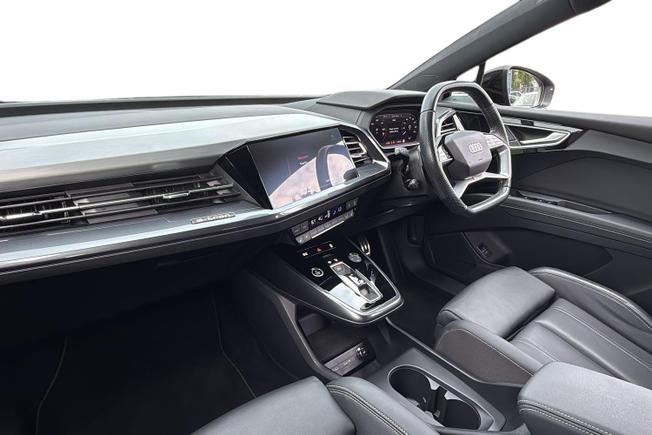 Audi Q4 e-tron Photo 2