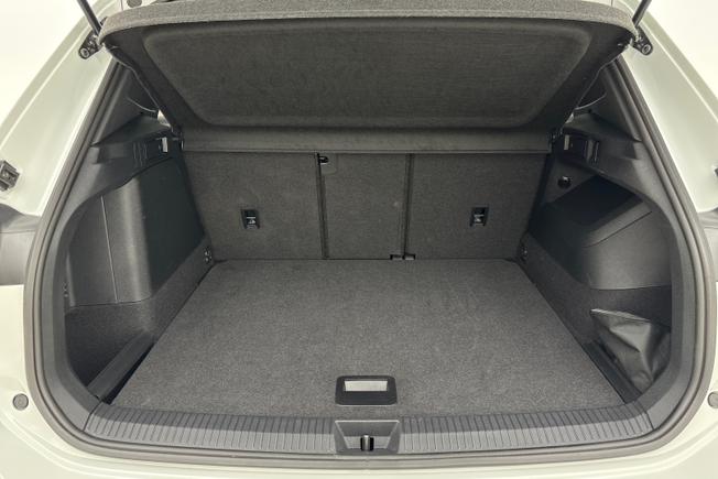 VOLKSWAGEN Tiguan Photo 12