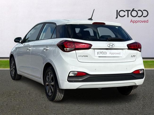 Hyundai i20 Photo 3