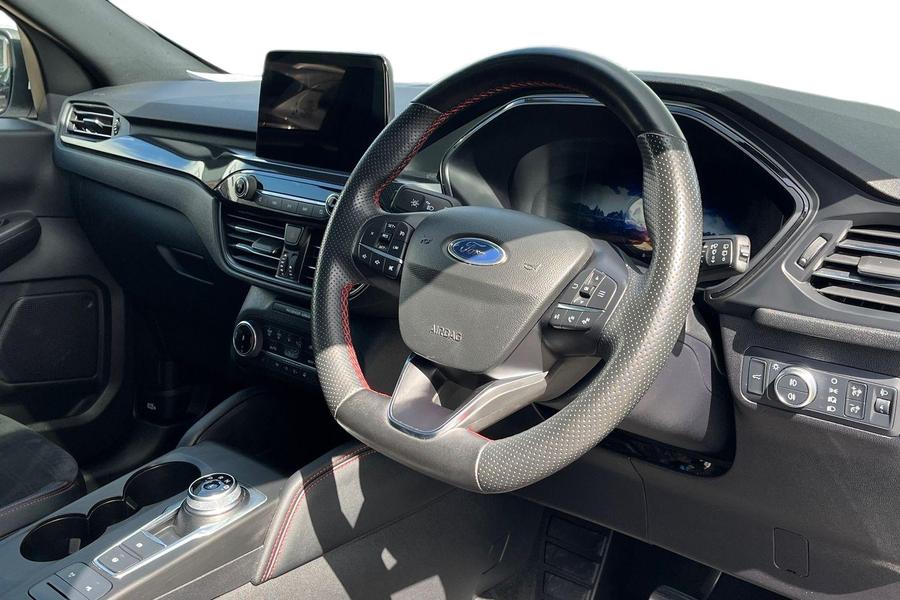 Ford Kuga Photo autoimg-7c724a497163b0e67120c429e38405b1d38544c5.jpg