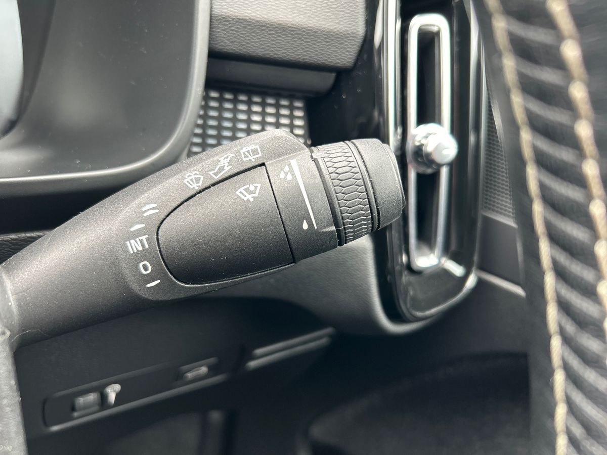 Volvo XC40 Photo 30