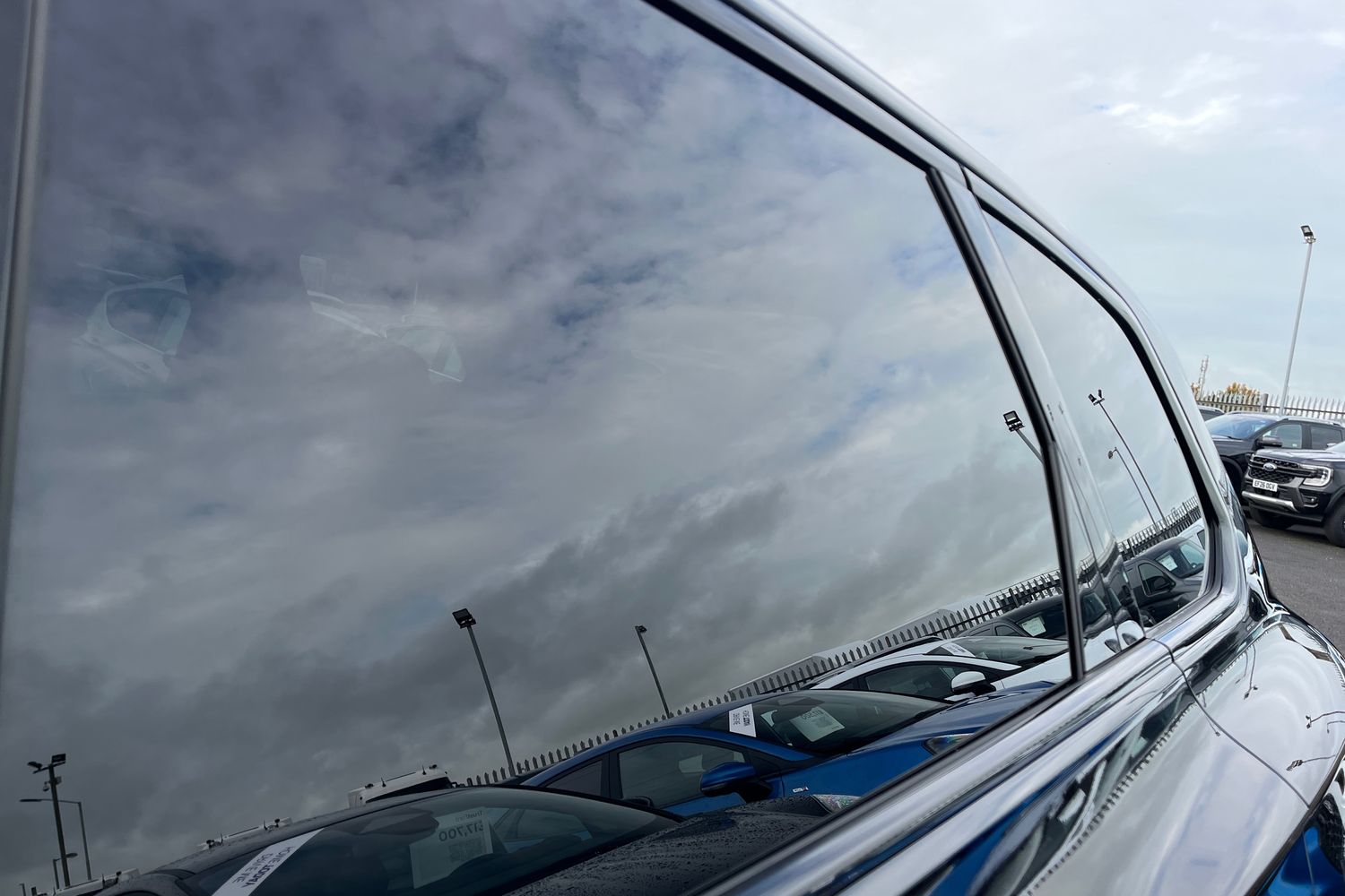 Volkswagen TOUAREG Photo 22