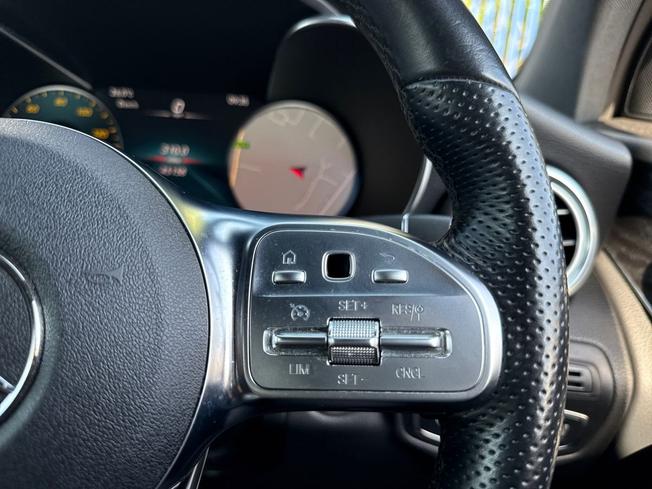 MERCEDES-BENZ Glc Photo 17