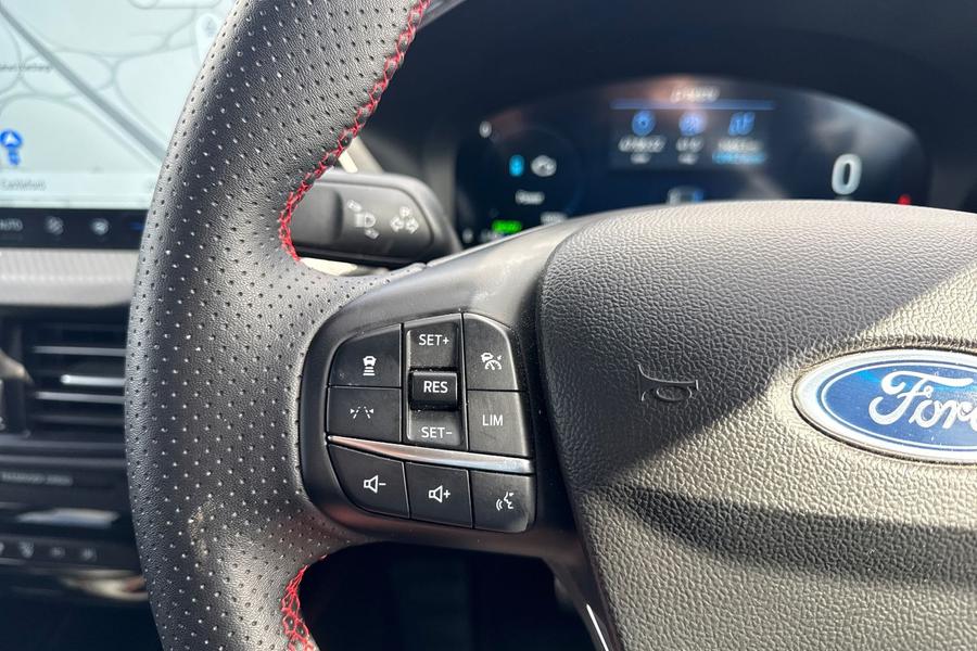 Ford KUGA Photo autoimg-7c7e4e50f9c4c3559a80607ff9d0aa0ac4ce30a4.jpg