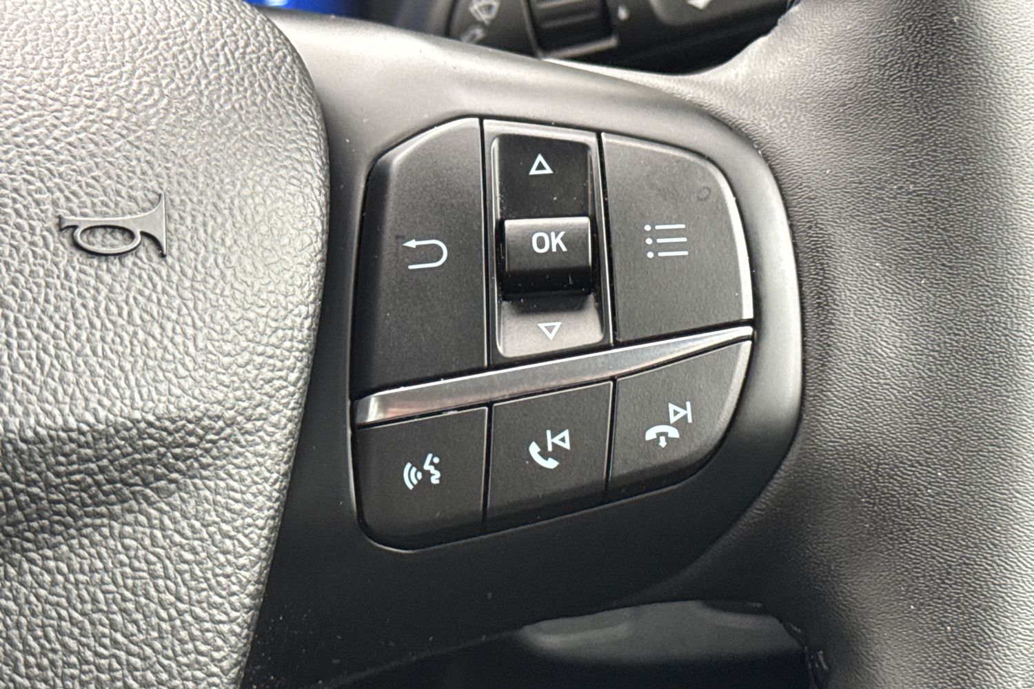 Ford FOCUS Photo 39