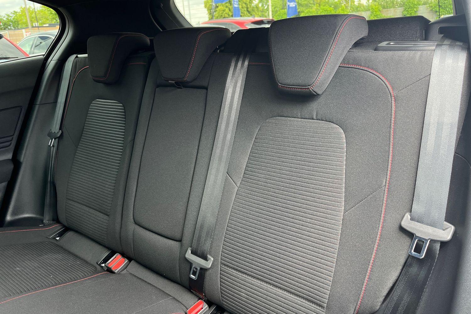 Ford Focus Photo 19