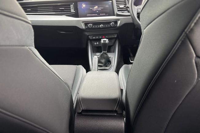 AUDI A1 Photo 28