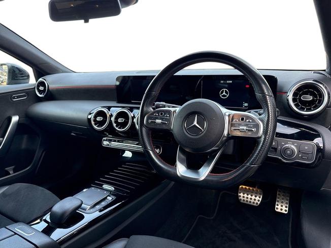 MERCEDES-BENZ A Class Photo 6