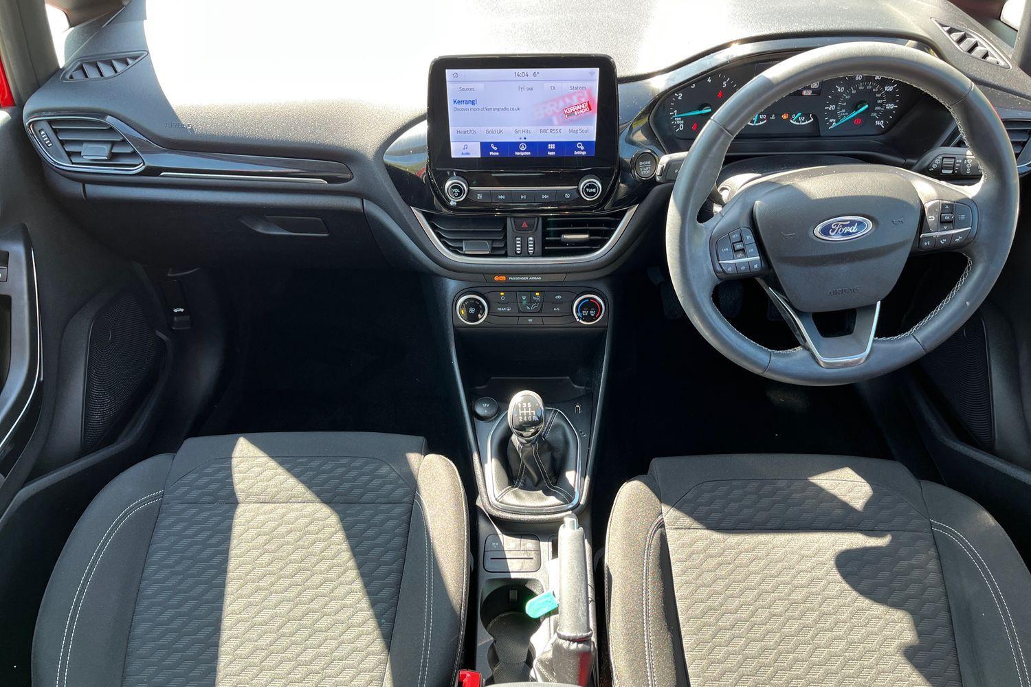 Ford FIESTA Photo 9