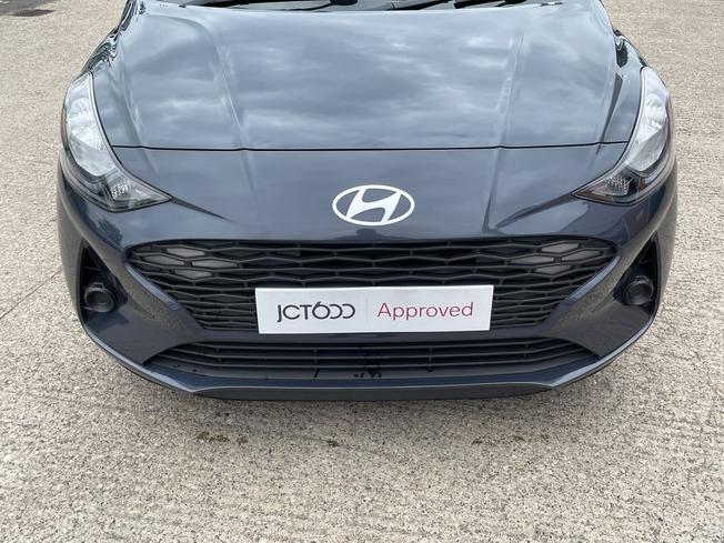 HYUNDAI i10 Photo 21