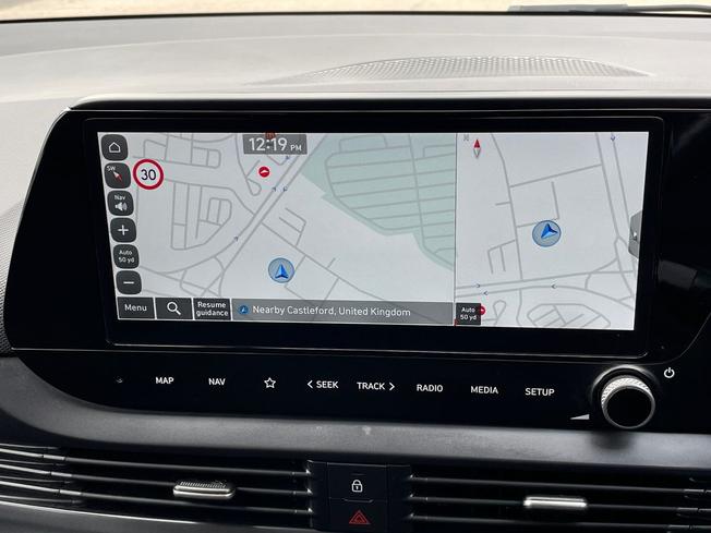 HYUNDAI Bayon Photo 47