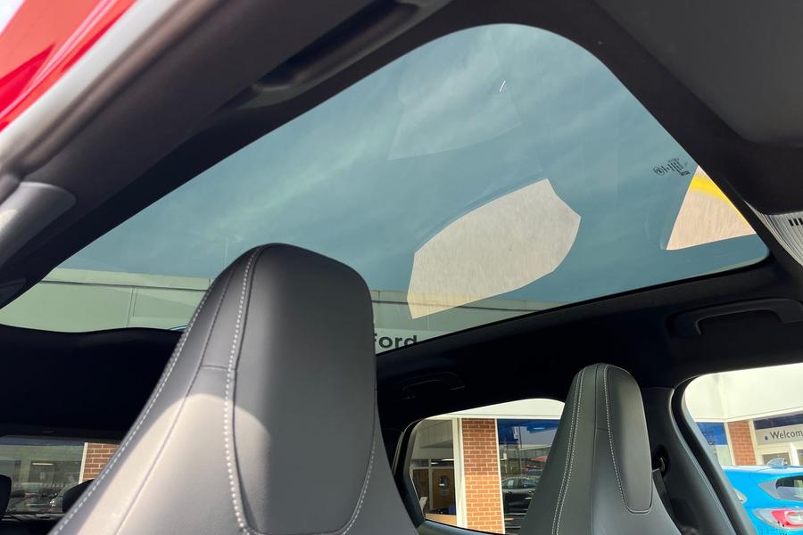 Ford CAPRI Photo autoimg-7c8ea1b23f3b5230a458408ba68012ab96ea4db8.jpg