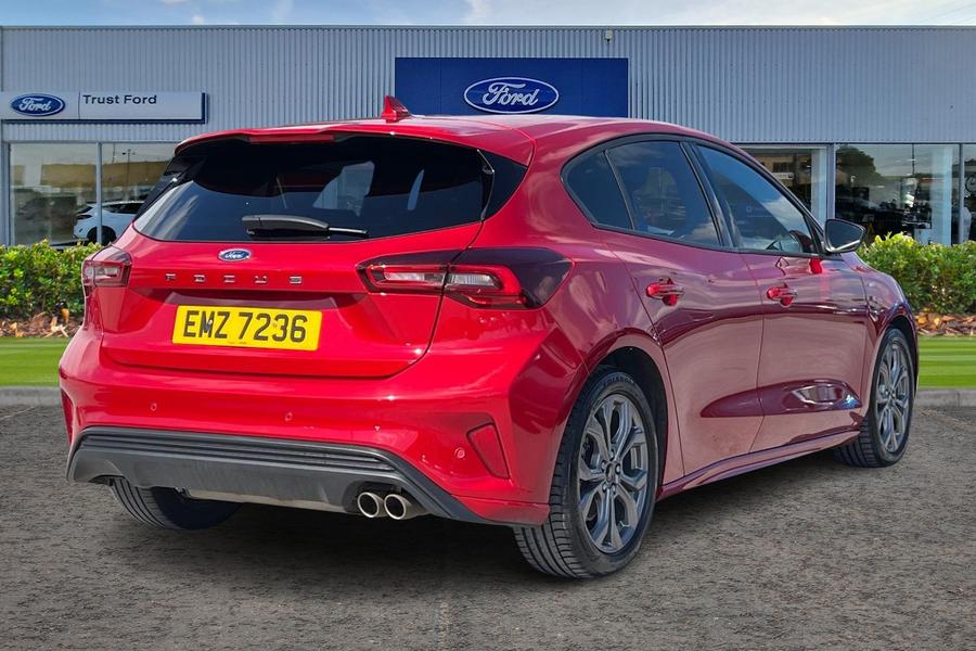 Ford Focus Photo autoimg-7c9a2ab089f50dd172cfae1507da3843a084677a.jpg