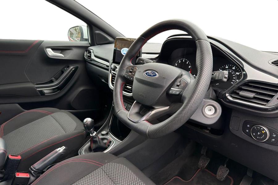 Ford PUMA Photo autoimg-7c9e4337dfc0b9d633285a365cad062b1efc10f7.jpg