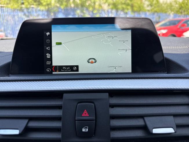BMW 1 Series Photo 14