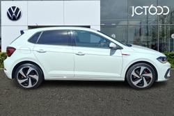 VOLKSWAGEN Polo Photo 4