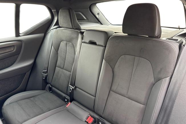 VOLVO Xc40 Photo 9