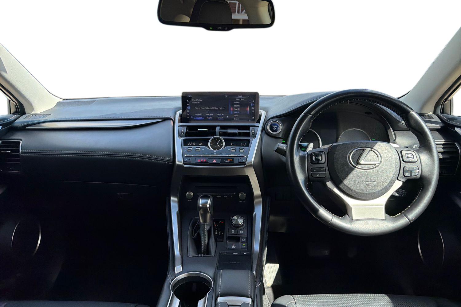 Lexus NX Photo 9
