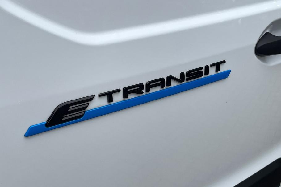 Used Ford E-Transit Courier LS75SHJ 19