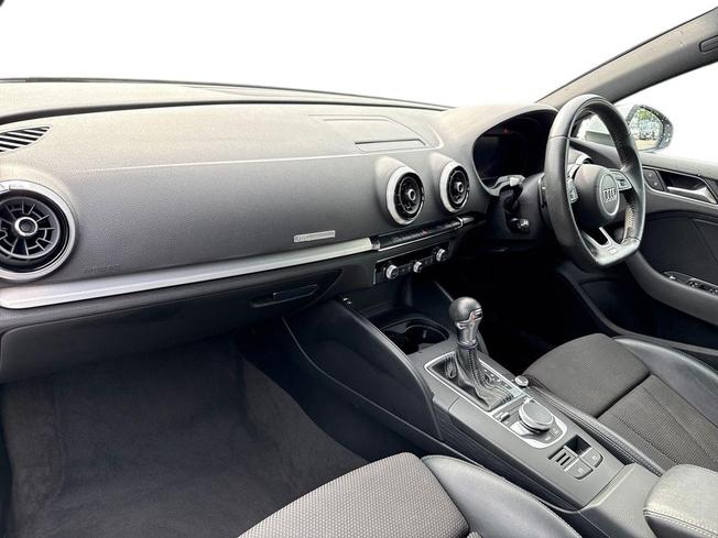Audi A3 Photo 2