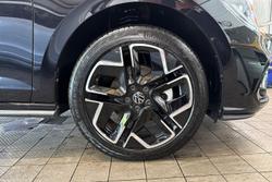 VOLKSWAGEN Polo Photo 5