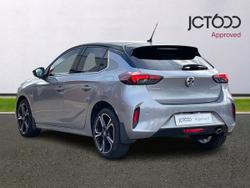 VAUXHALL Corsa Photo 3