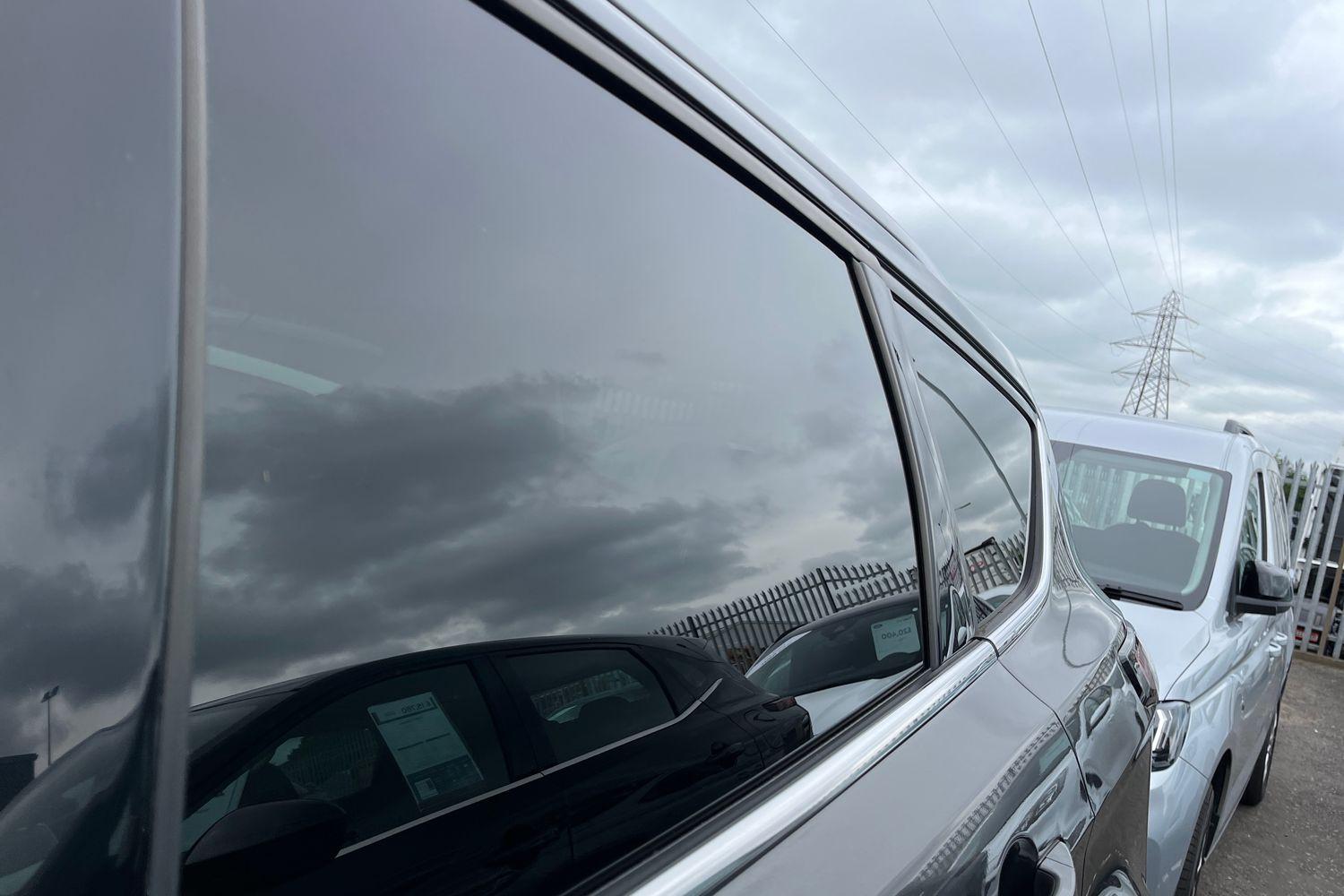 Ford KUGA Photo 21