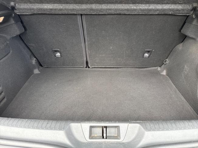 RENAULT Megane Photo 12
