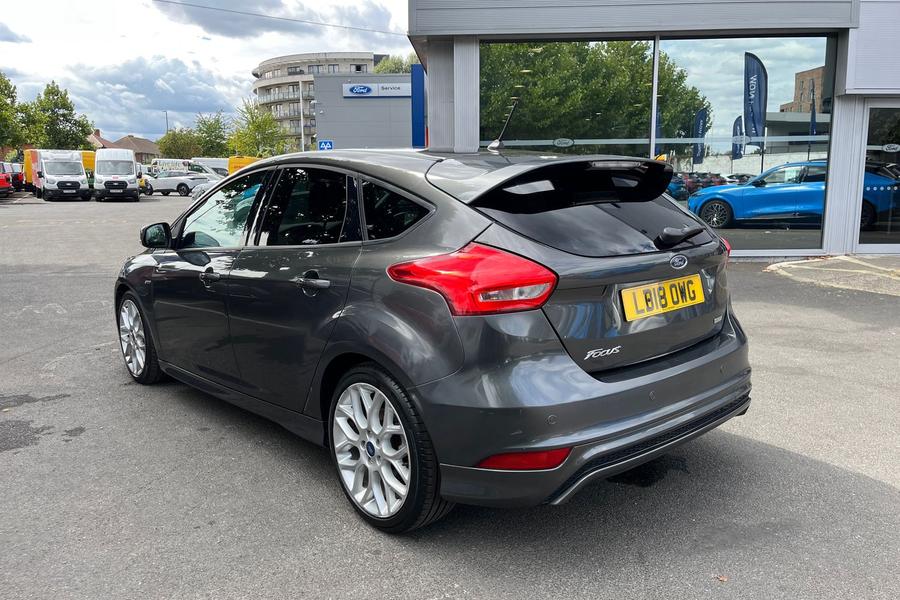 Ford FOCUS Photo autoimg-7cb3f4f09d269a92da8c760b04950dcf01679b81.jpg