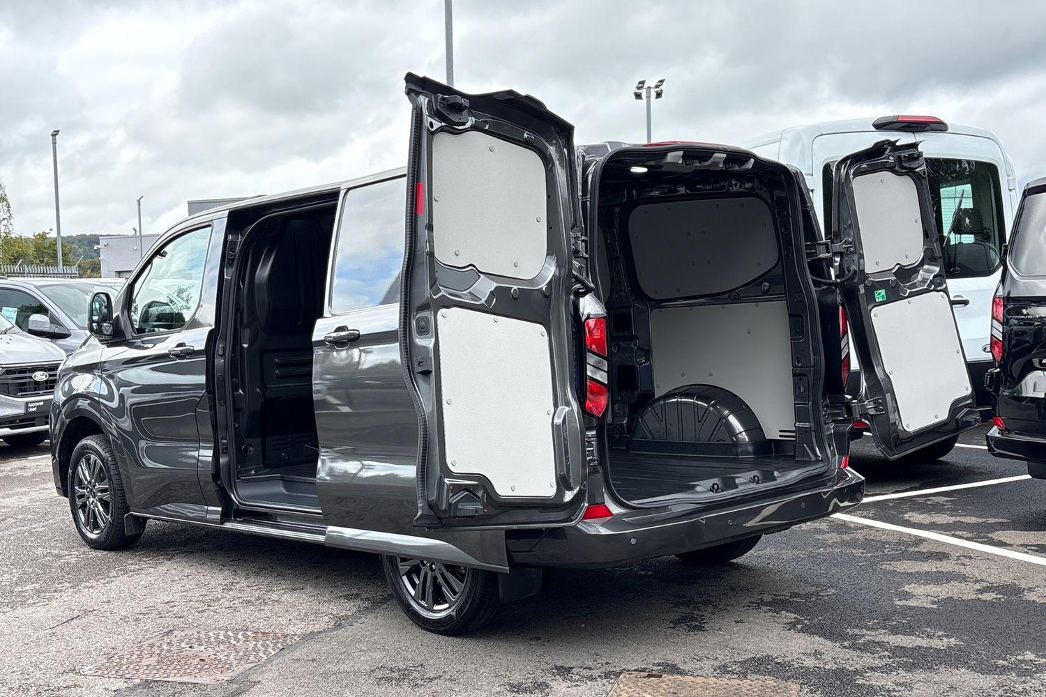 Ford TRANSIT CUSTOM Photo 6