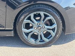 FORD Fiesta Photo 5