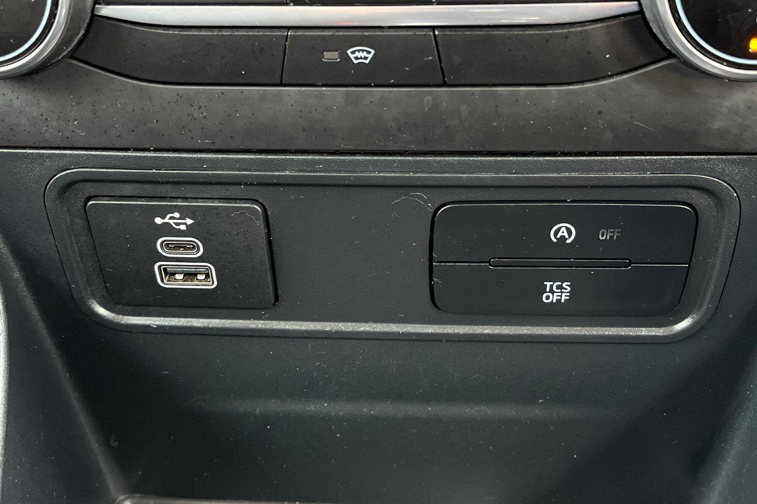 Ford EcoSport Photo 26