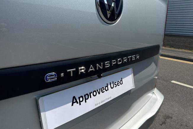 VOLKSWAGEN E-Transporter Photo 34