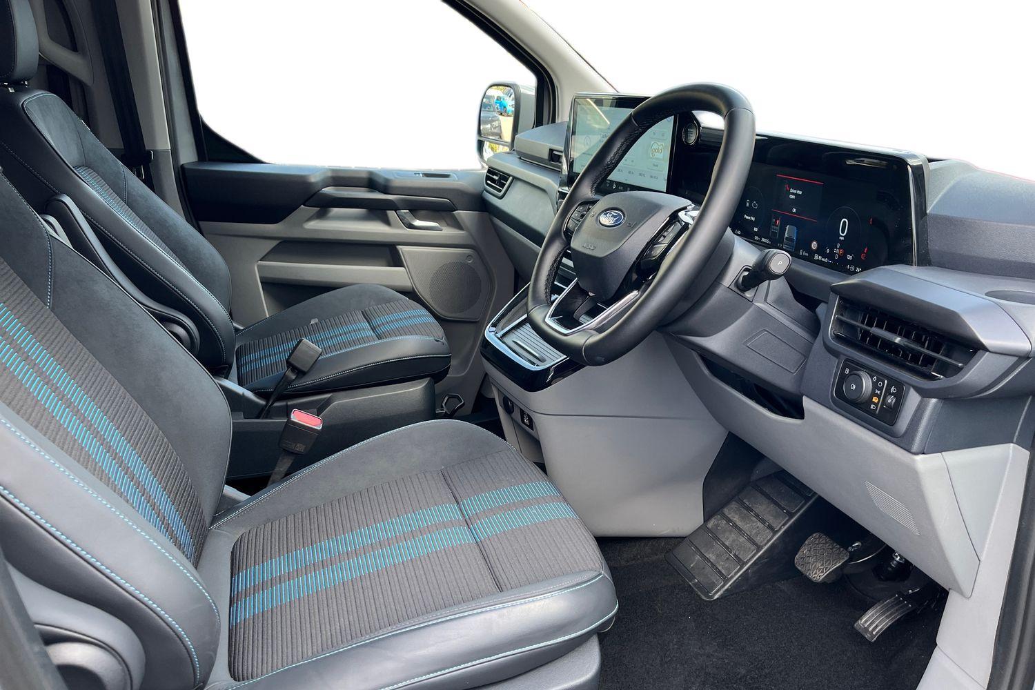 Ford TRANSIT CUSTOM Photo 13