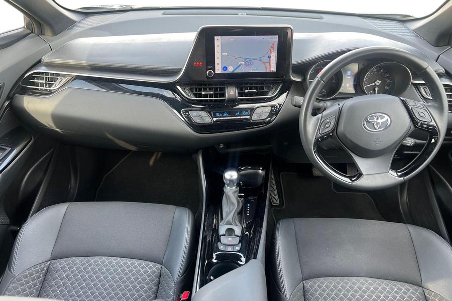 Toyota C-HR Photo autoimg-7cbda2b51fab338876ce7714611306ea4fc440d7.jpg