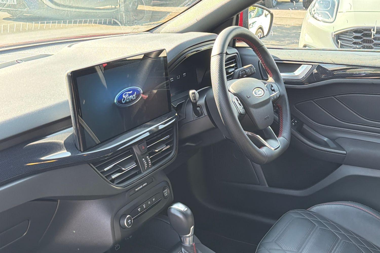 Ford FOCUS Photo 17
