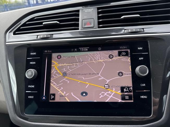 VOLKSWAGEN Tiguan Photo 39