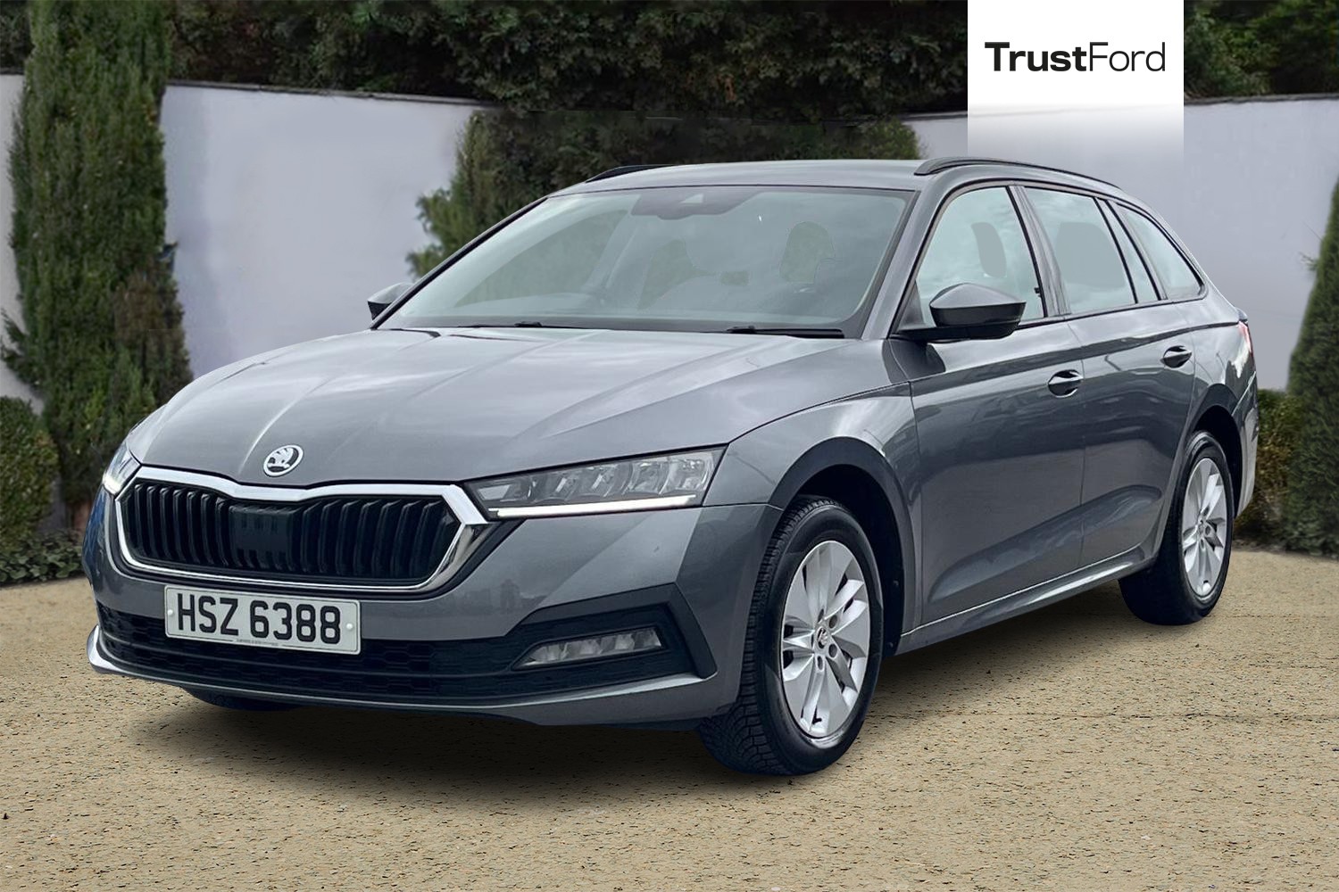 Skoda OCTAVIA Photo 4