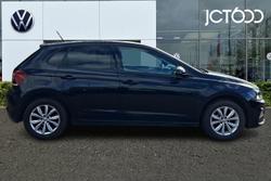VOLKSWAGEN Polo Photo 4