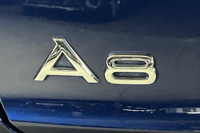 AUDI A8 Photo 34