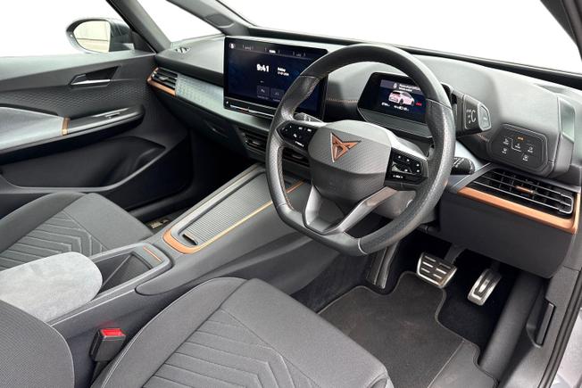 CUPRA Born Photo 6