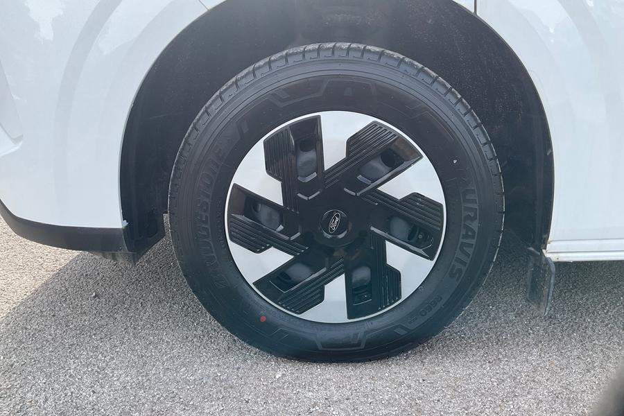 Ford E-Transit Custom Photo autoimg-7ccc93d5c72ddb3ea084b2ab9fe51dbe241b2534.jpg