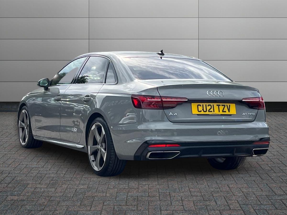 Audi A4 Photo 1