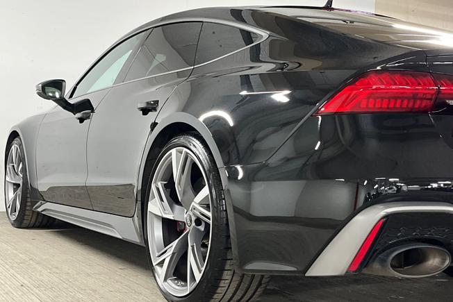 AUDI RS7 Photo 26