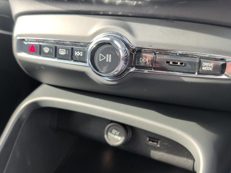 Used Volvo XC40 KN22BFE 23
