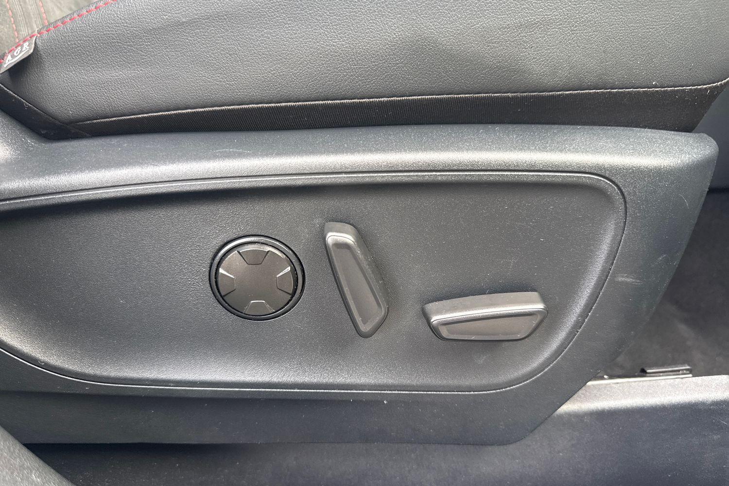 Ford KUGA Photo 23