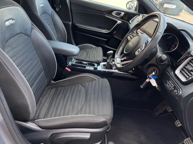 KIA Xceed Photo 28