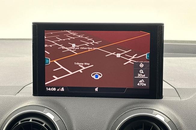 AUDI Q2 Photo 15