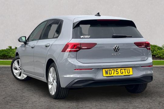 Volkswagen Golf Photo autoimg-7cdb941c37d4258466c0cfcc47562fc80ad554d2.jpg